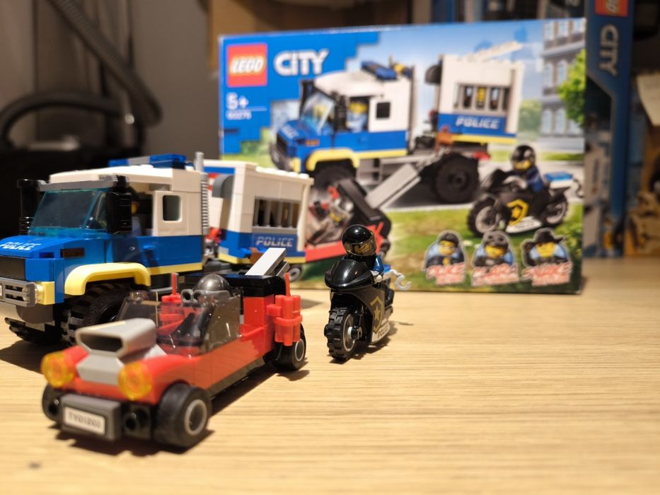 Lego city 60276 Policyjny konwój więzienny