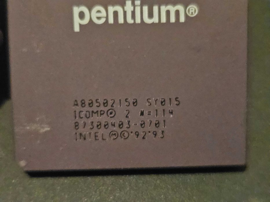 Procesor Intel Pentium SY015
