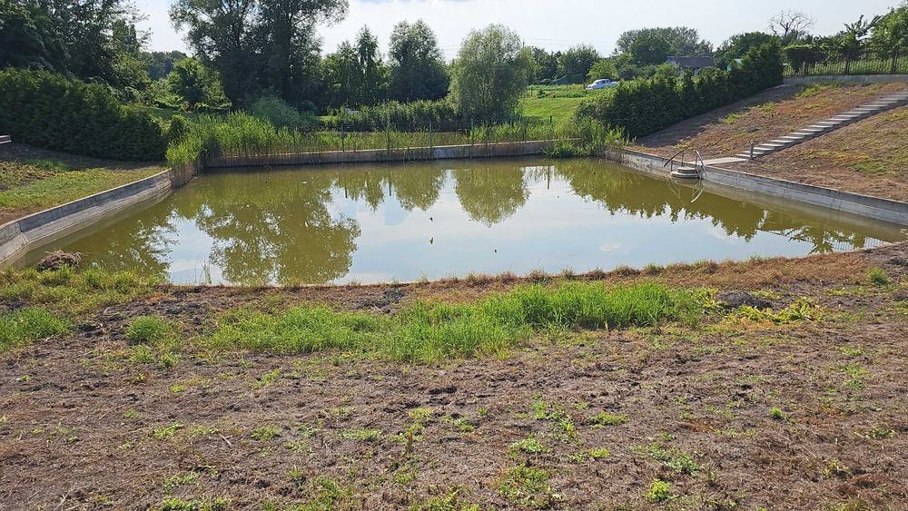 Новий сучасний, котедж в селі  – з усім заходь та живи. Є відеоогляд