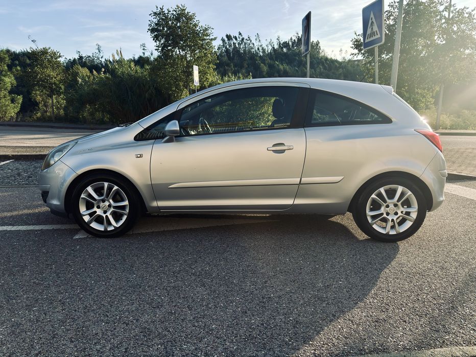 Opel Corsa D 1.3 CDTI — photo 2