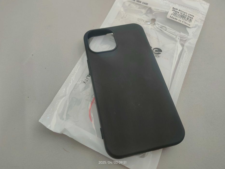 Etui case, plecki Iphone 13 mini 5.4" czarne matowe