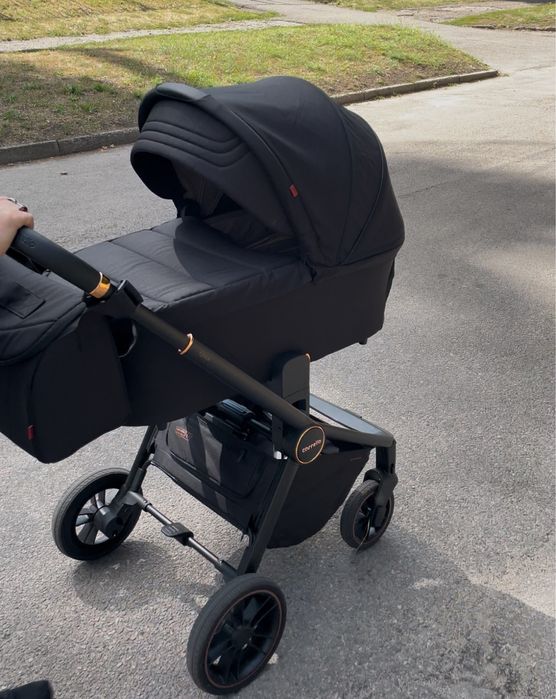 Коляска Carrello Epika