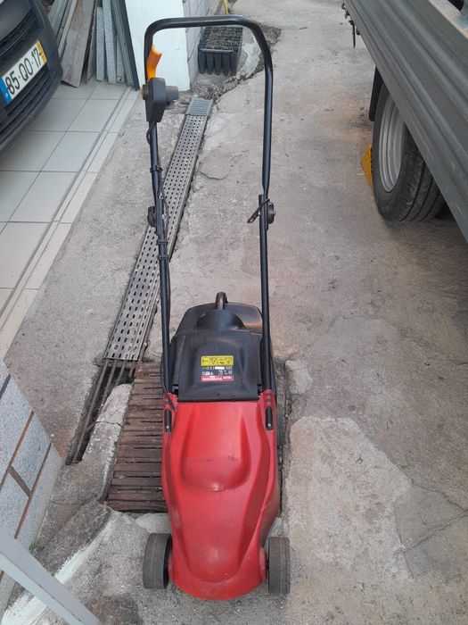 Cortador da relva 900W