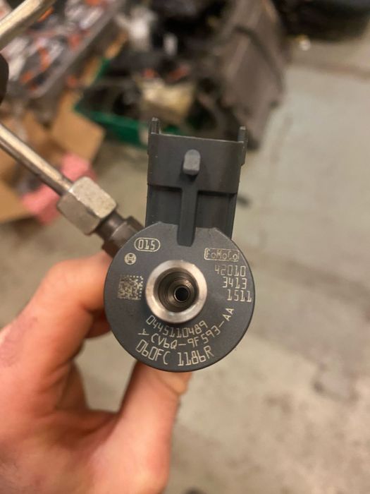 CV6Q9F593AA Ford оригинальная форсунка ford 1.5 - 1.6 tdci