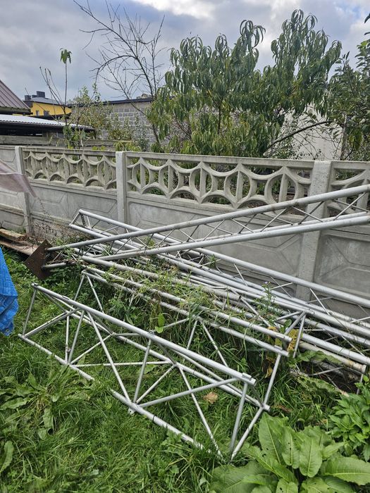 Kratownice statywy na oświetlenie dj muzyka trisystem