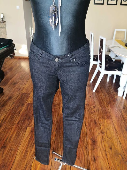 Stylowe spodnie Reserved rozmiar 36