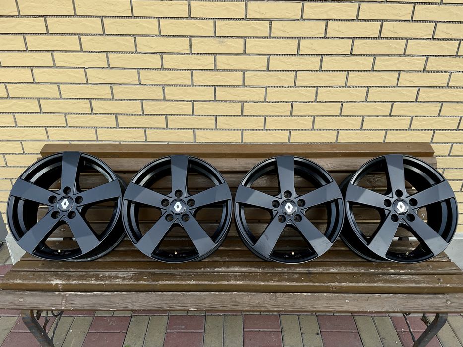 Диски Dezent R17 5.114.3 ET45 Рено Меган Сценік Мазда Хюндай Кіа