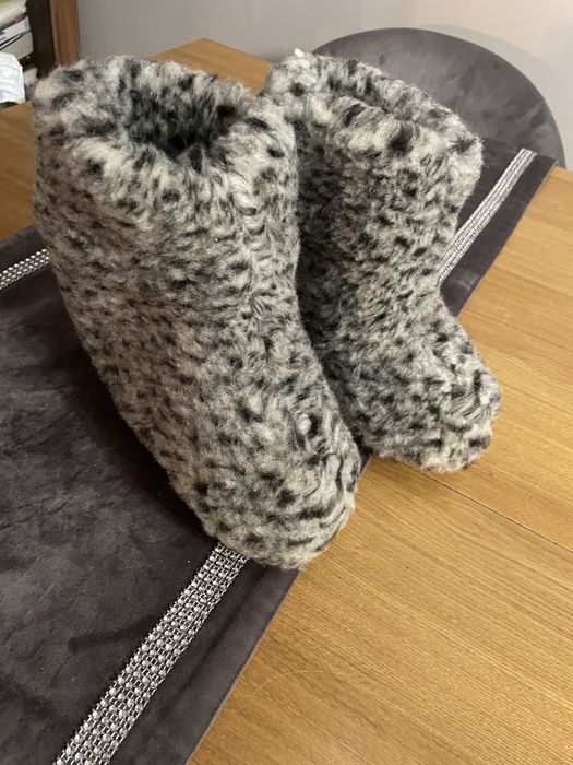 Bambosze/Pantofle wełniane nowe