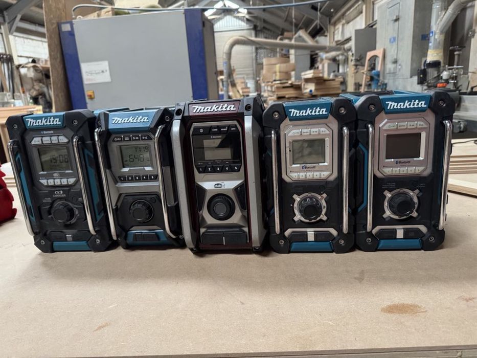 Makita dmr 109 radio budowlane