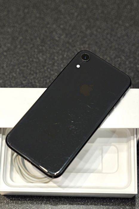 Iphone XR 64 GB nowa bateria i etui