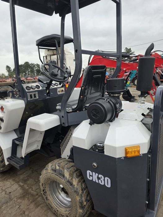 Mini Pá Carregadora Telescópica S30 – Nova