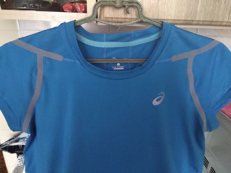 Женские футболки under armour /asics