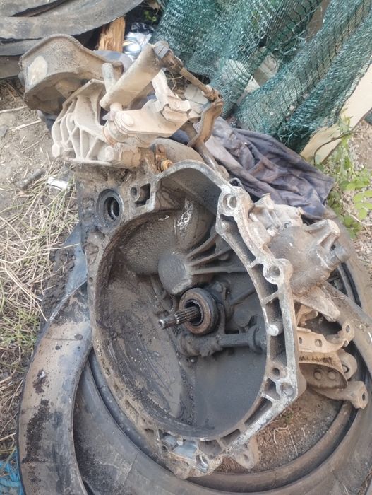 Продам коробку F13