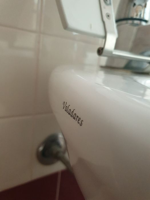 Bidé marca Valadares