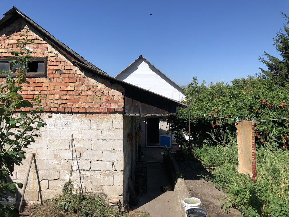 Продам частину будинку в Таромському 15000 $