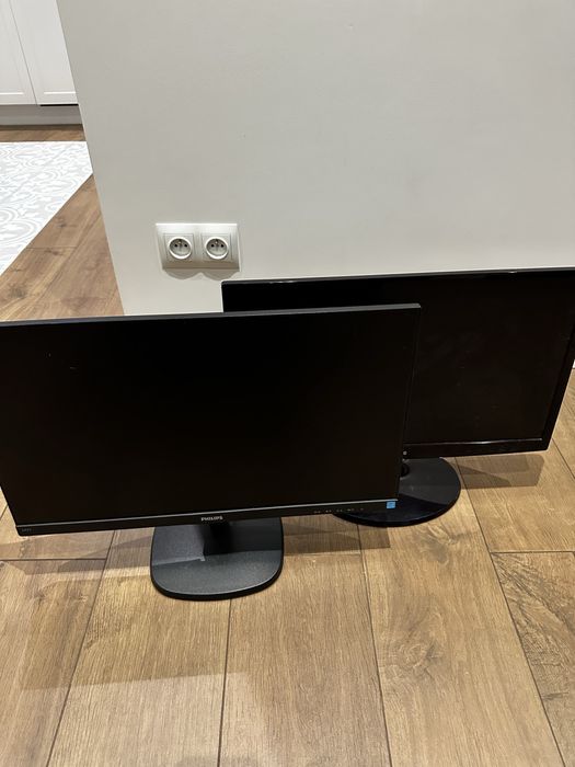 Oddam dwa monitory Phillips i Samsung fHD 60hz