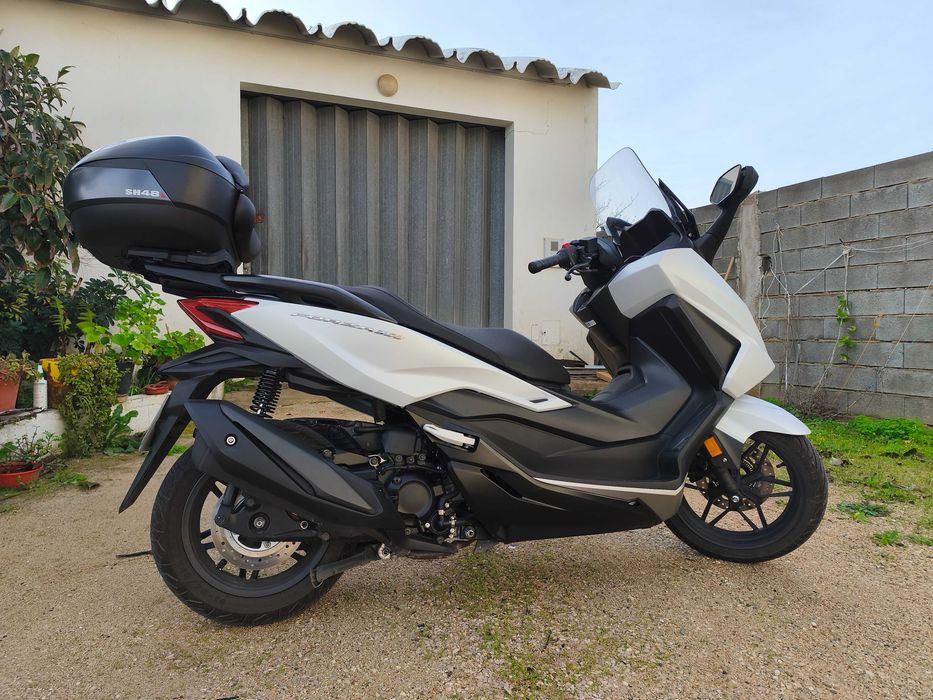 Honda Forza 350   FARO
