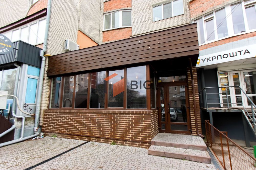 Здається в оренду торгове комерційне приміщення прохідна локація Луцьк