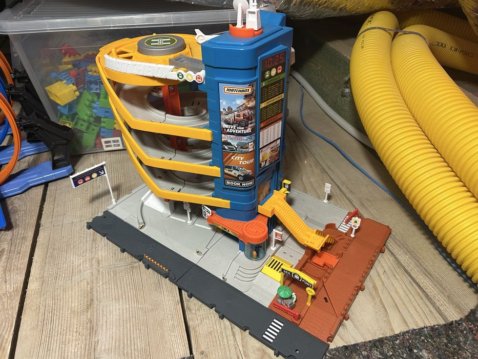 Matchbox action drivers - Centrum Transportowe