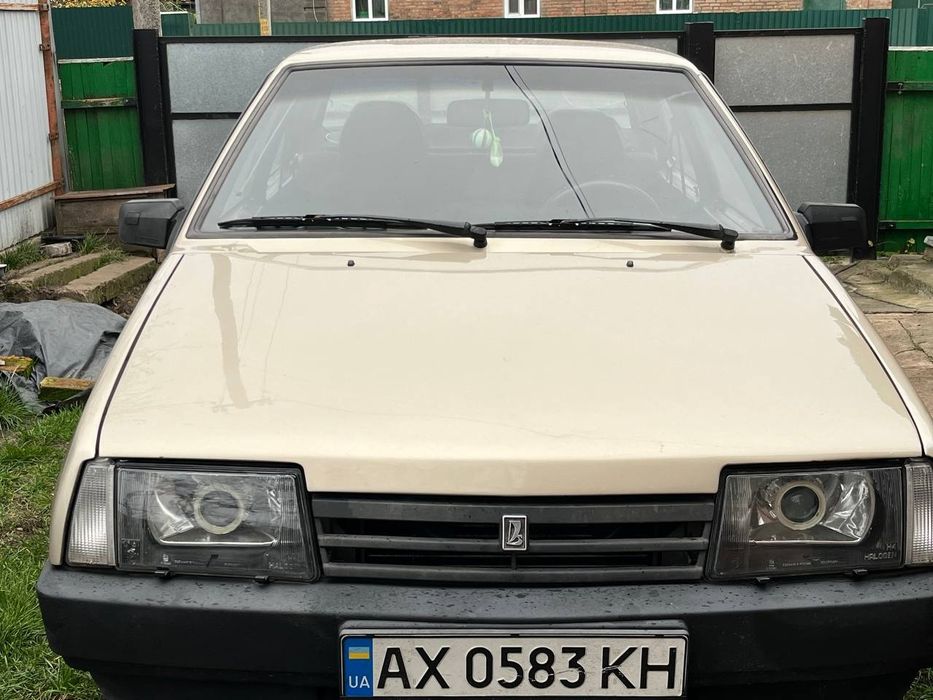 Автомобіль ВАЗ 21099