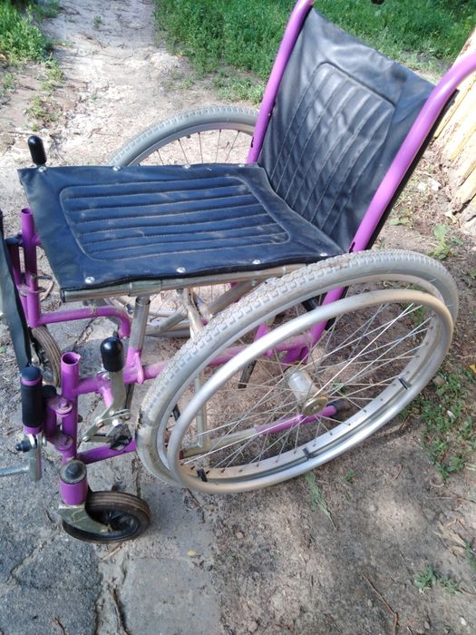 Коляска инвалидная