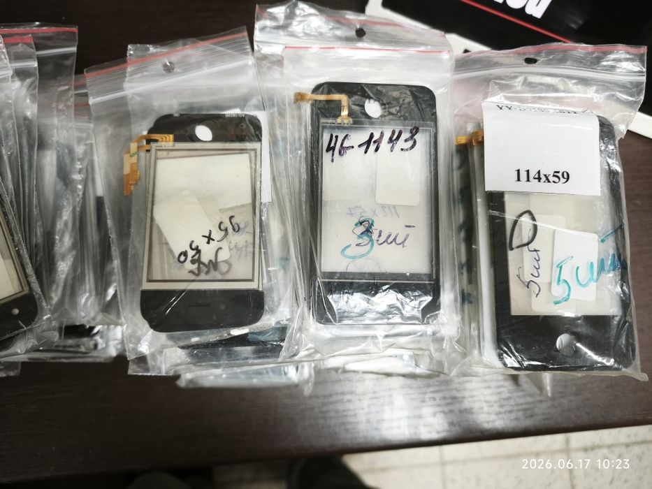Лот тачскринов для китайских iPhone (резистивные/емкостные) в одни руки около 1000шт
