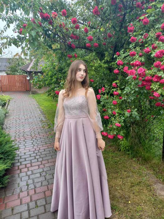 Плаття на випускний вечір