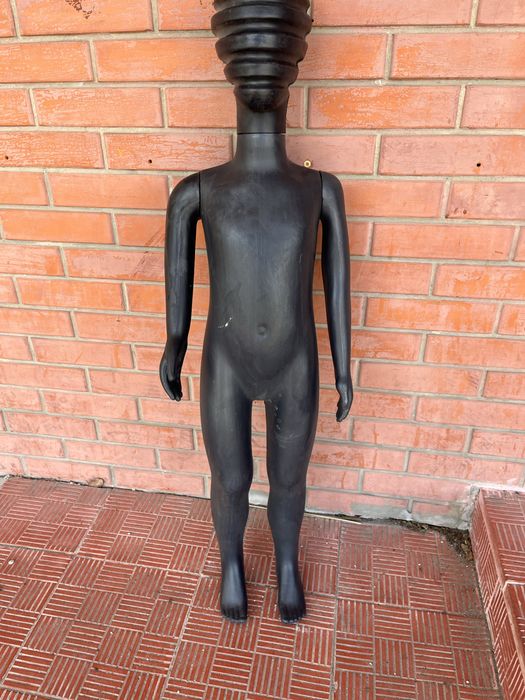 Манекени дитячі манекени