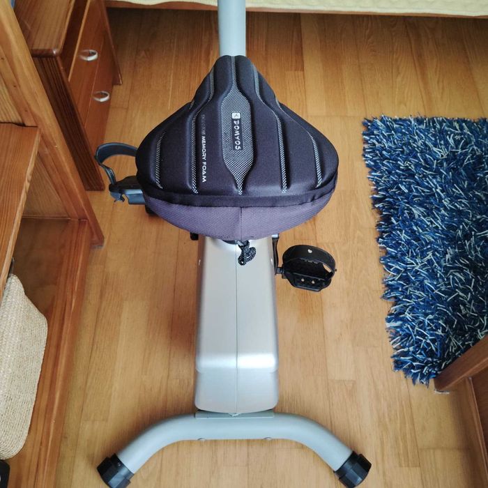 Bicicleta estatítica decathlon