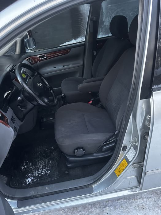 Toyota Avensis Verso