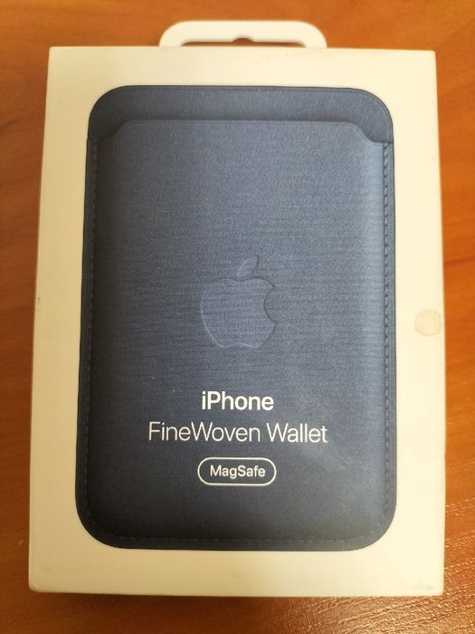 Apple Portfel z tkaniny FineWoven z MagSafe do iPhone Niebieski Pacyfi