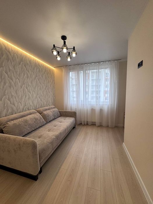 Продаж квартири  в центрі міста