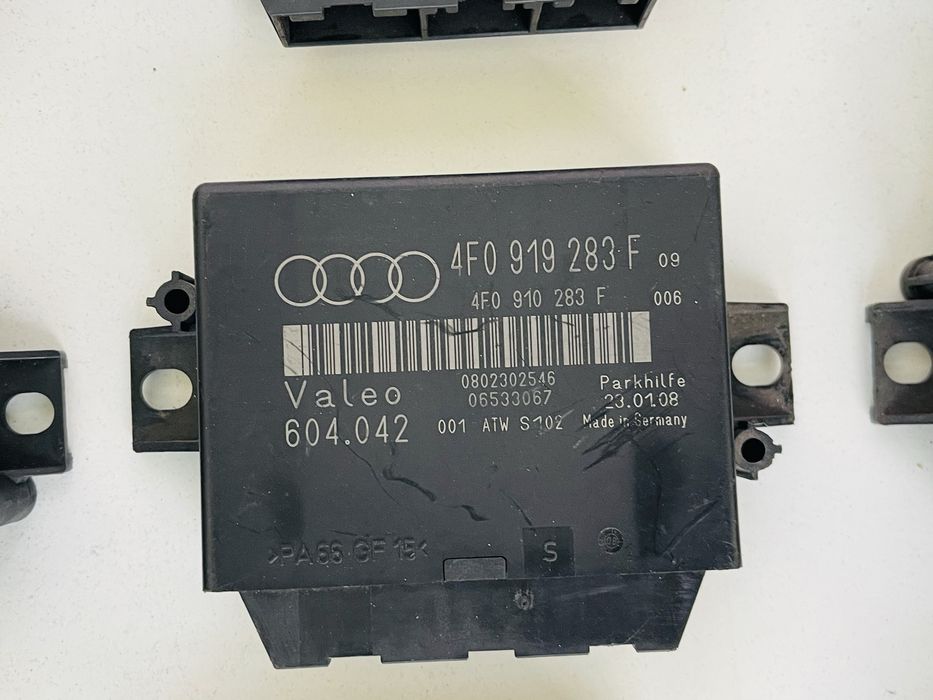 Блок Парктроніків Audi A6 C6 A8 D3 Модуль PDC