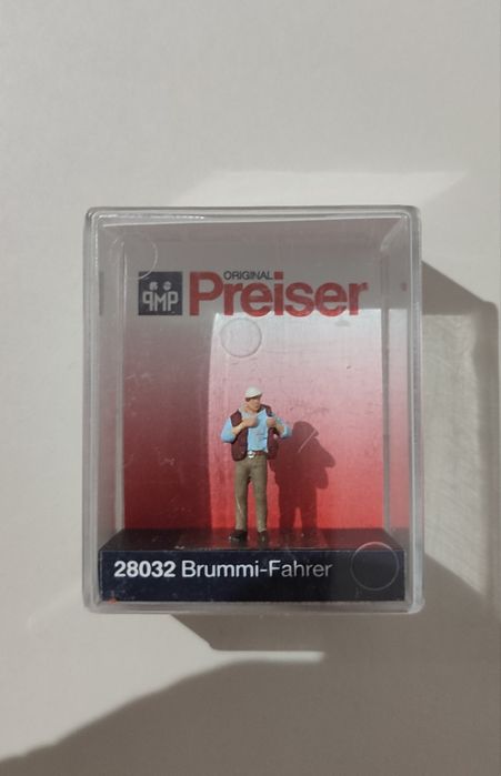Figurka kierowcy 1/87