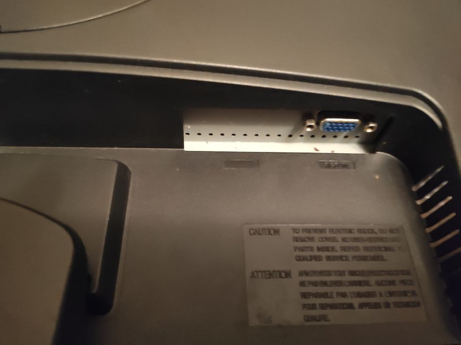 Монитор Самсунг 22