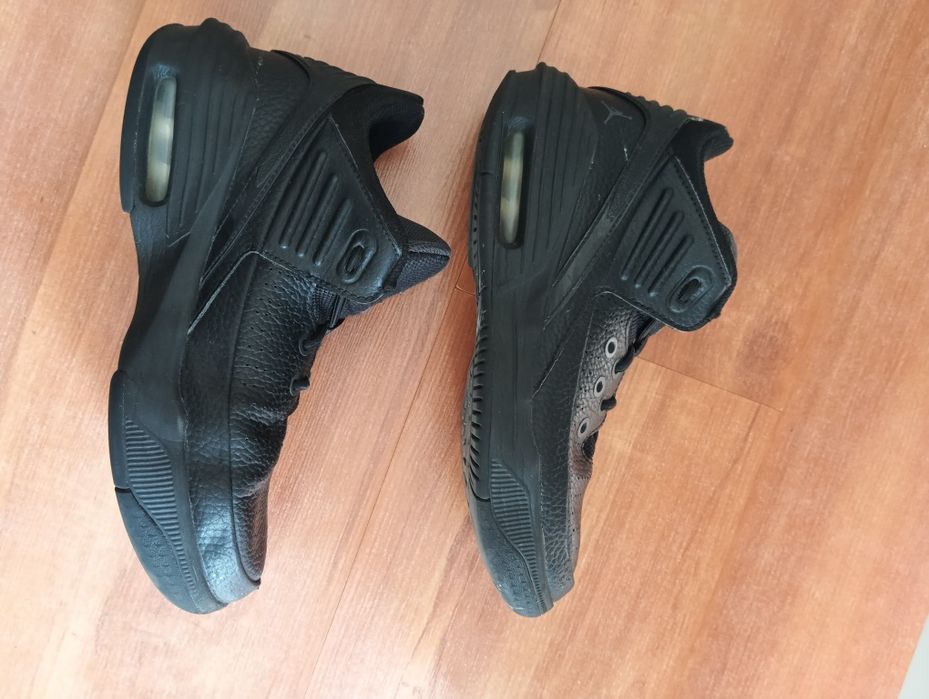 Buty Jordan Max Aura 5 rozmiar 36,6 ( wkładka 23,5 cm )