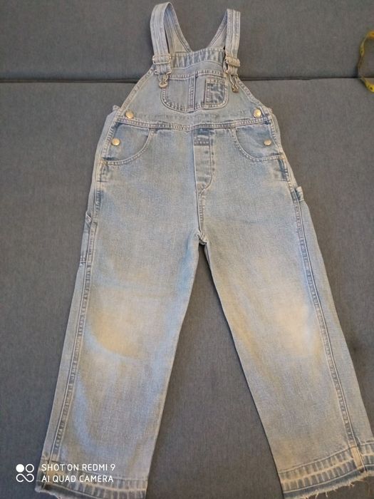 Джинсовый комбинезон