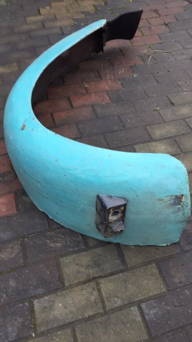 продам крило газ21 газ69 уаз москвич 401