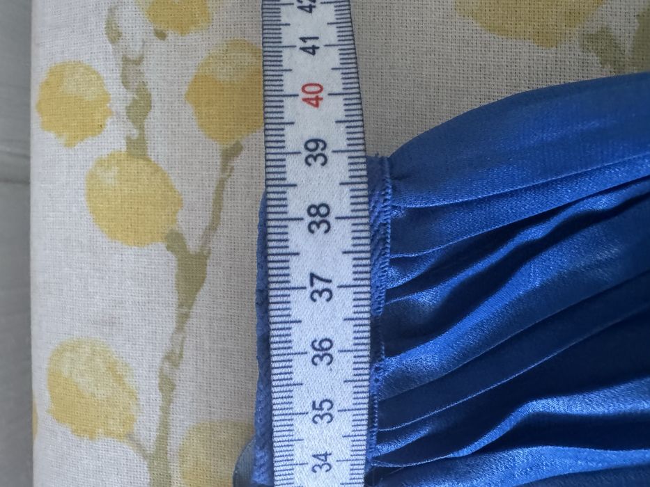 Sukienka plisowana BCBG  maxazria