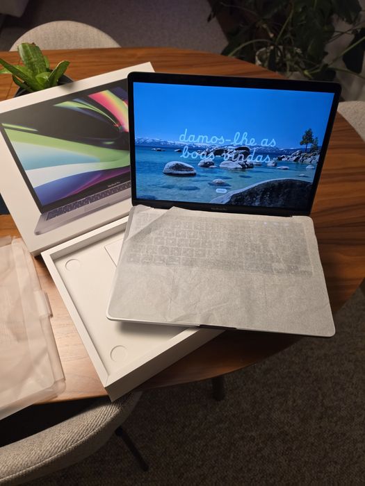 MacBook Pro M1 16GB 256GB c/ NOVO. Troca/retoma. Caixa, acessórios originais.