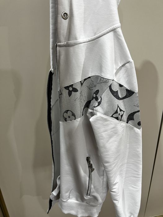 Biała bluza z kapturem LV Louis Vuitton logo