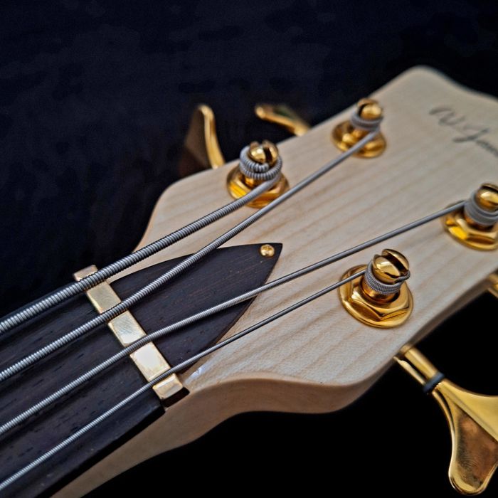 Gitara basowa, short scale, 4 struny, lutnicza, bas