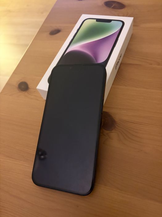 iPhone 14 w idealnym stanie