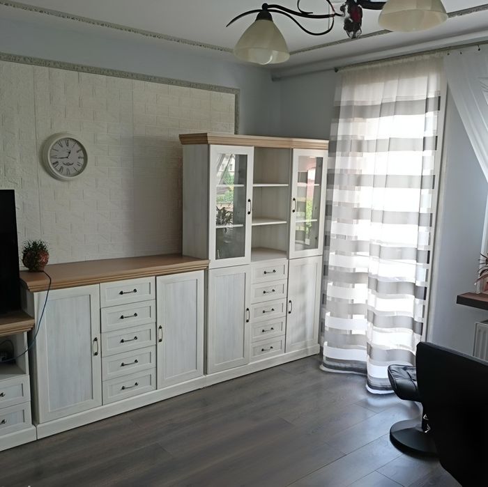 Sprzedam 2-pok. mieszkanie 50,2 m z garażem w Wymiarkach