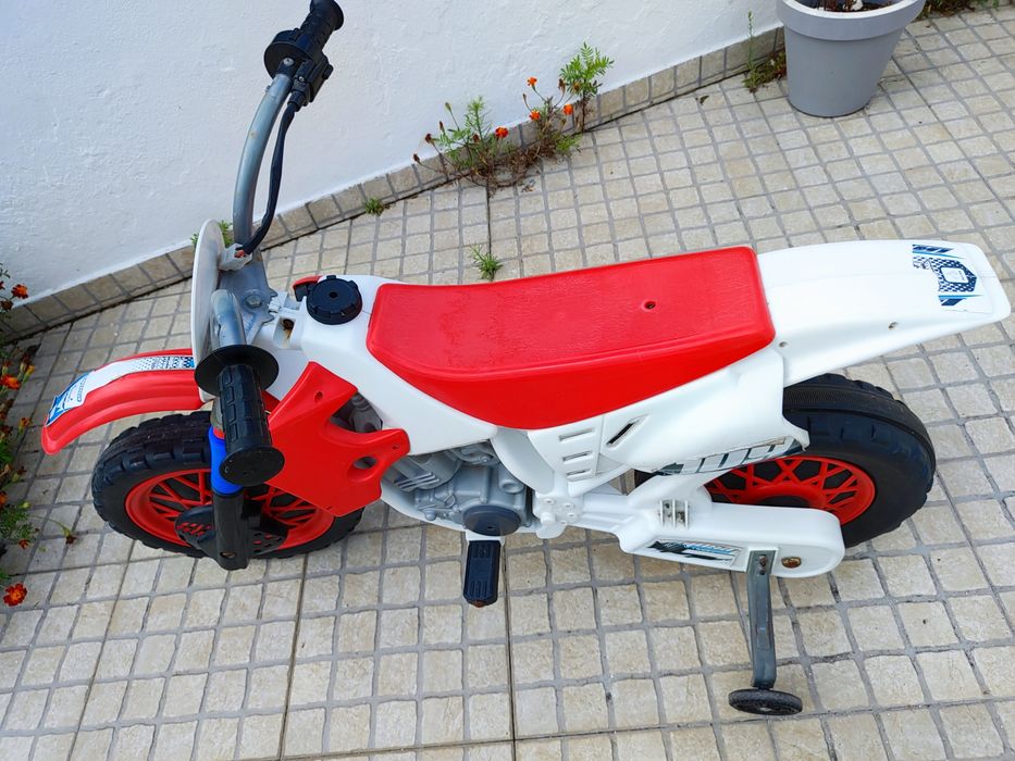 Mota infantil a bateria