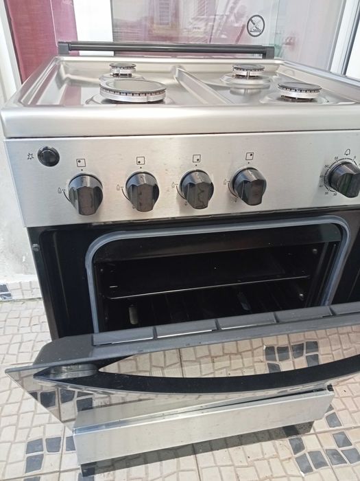 Fogão a gás Zanussi