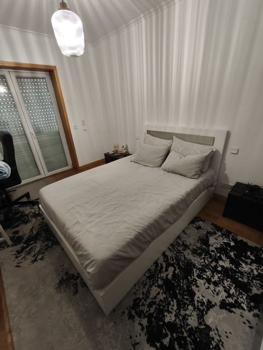 Cama Casal com Estrado elevatório