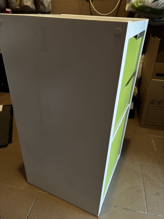Szafka stojąca Ikea z zielonymi frontami