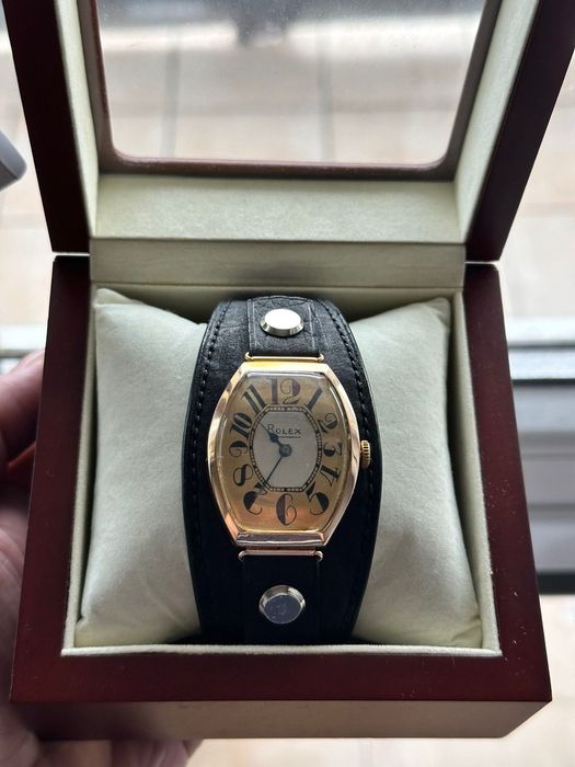 Rolex Tonneau 14 k,583 próba , 1920 lat