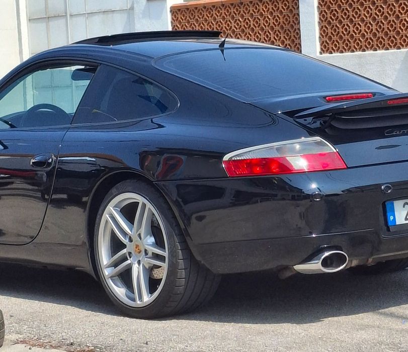 Porsche 911 (996) Carrera Coupé